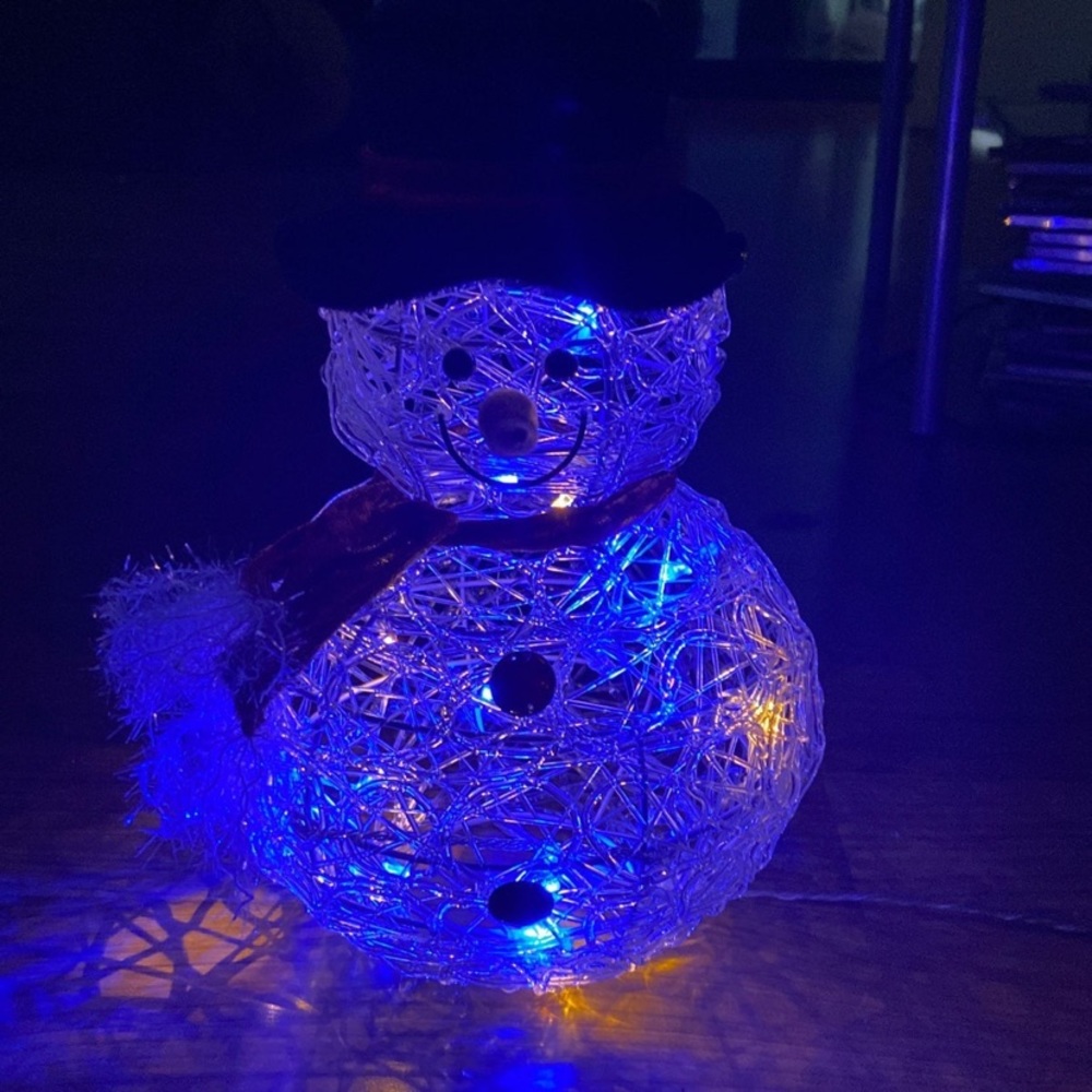 Lighted Snowman - Picture 3 of 10